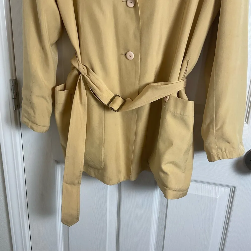 L’Zinger for Nordstrom silk Blazer with Belted Waist size medium - Image 4