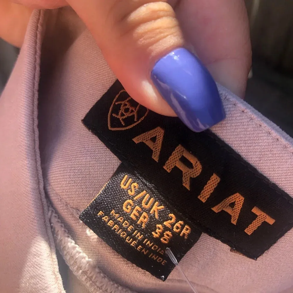 ARIAT BEIGE EQUESTRIAN RIDING PANTS - Image 3