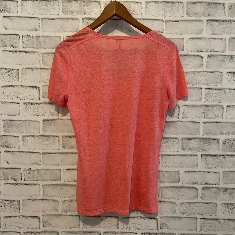 Women’s Banana Republic The signature tee pink 100% linen Small - Image 2