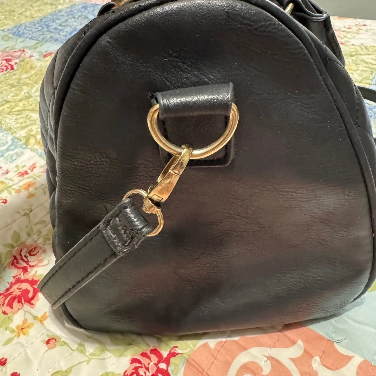 Mango Quilted Black Faux Leather Satchel Handbag Gold Hardware Crossbody Strap - Image 8