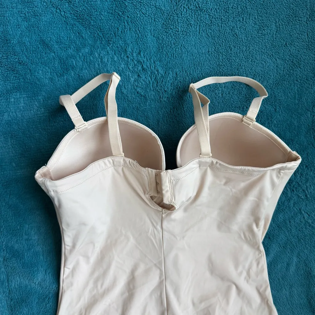 NWOT Wacoal Red Carpet Shaping Bodybriefer 40D Bodysuit 801219 Beige Convertible - Image 9