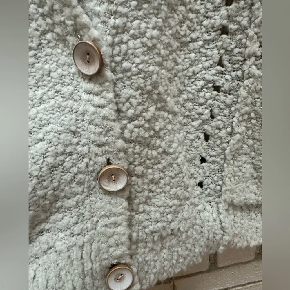 Free People Wool Blend Wooden Button Cardigan Sweater Size XS White oversized - Image 2