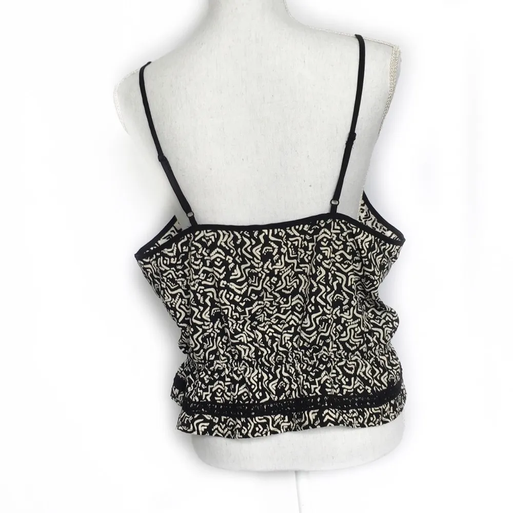 Xhilration Crop Top  Spaghetti Strap Crochet Lace Black White Women's Plus  XXL - Image 2