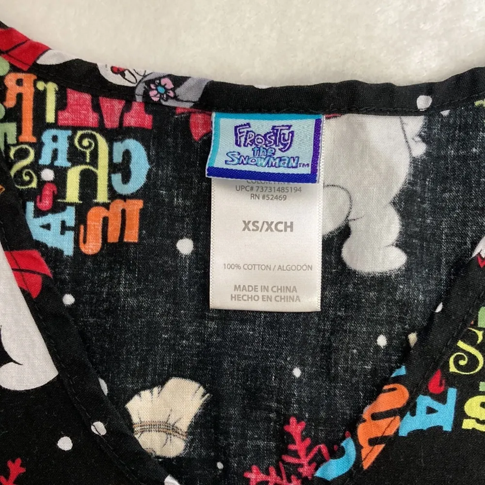 Frosty The Snowman Women’s Scrub Top Size XS Black - Image 6
