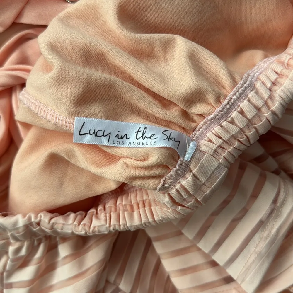 Lucy In The Sky Off Shoulder Long Sleeve Lace Up Romper Pink Small - Image 5