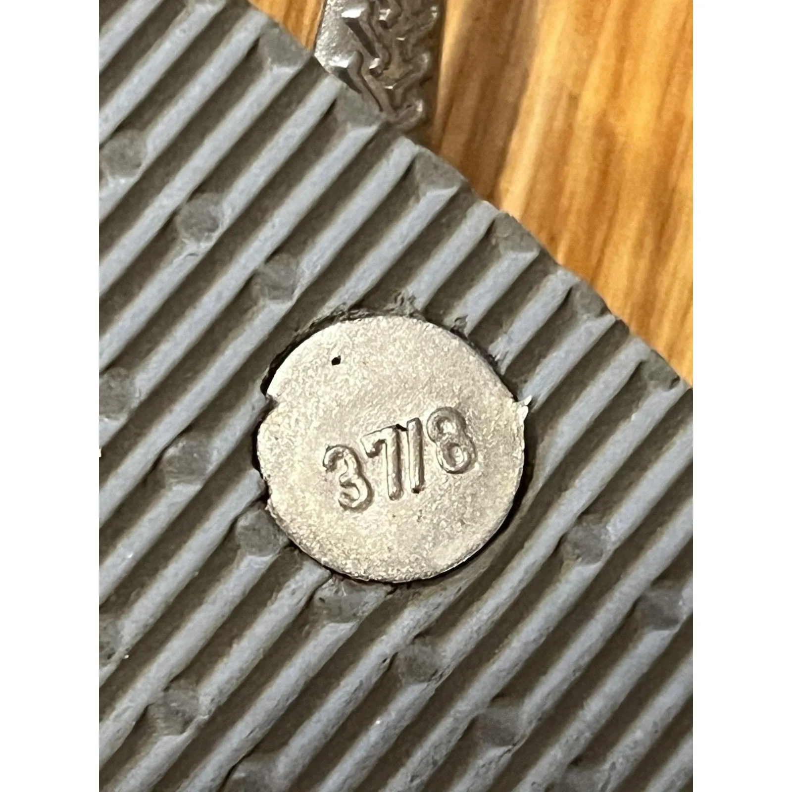 Havaianas Slim Sandals Womens Size 7/8 Gray Floral Bird Print Thong Flip Flops - Image 5