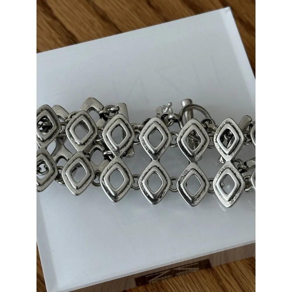 Lucky Brand Silver Tone  Open Link Bracelet Classic Toggle Closure - Image 4