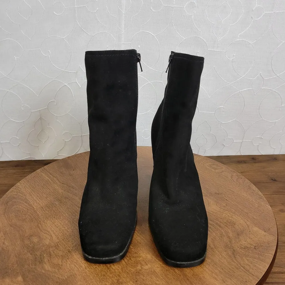 Markon Zollan Womens Ankle Boots Size 9M Black Suede Side Zip Square Toe - Image 6