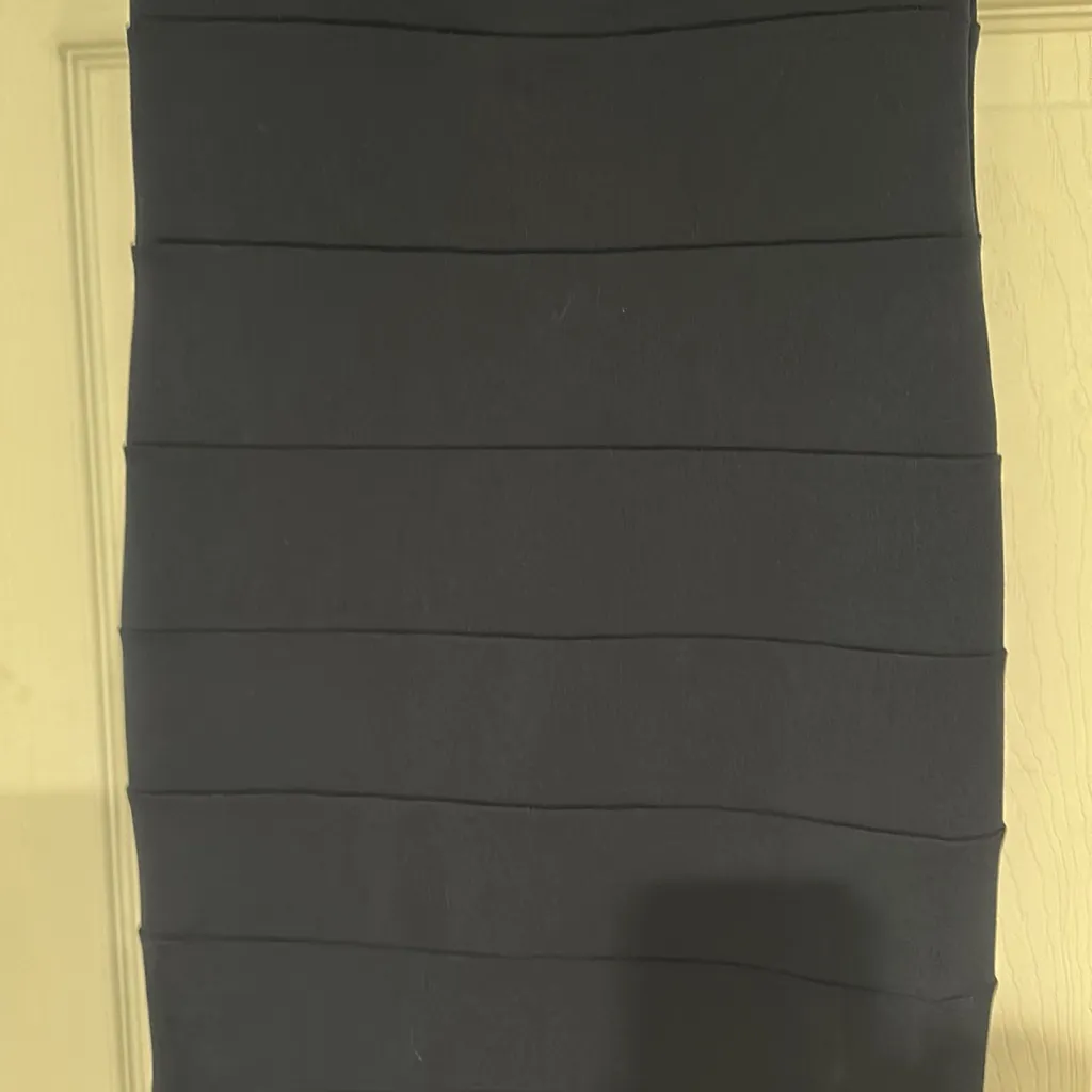 Emerald Sundae Strapless Navy Dress - worn one time for a police ball - Image 3