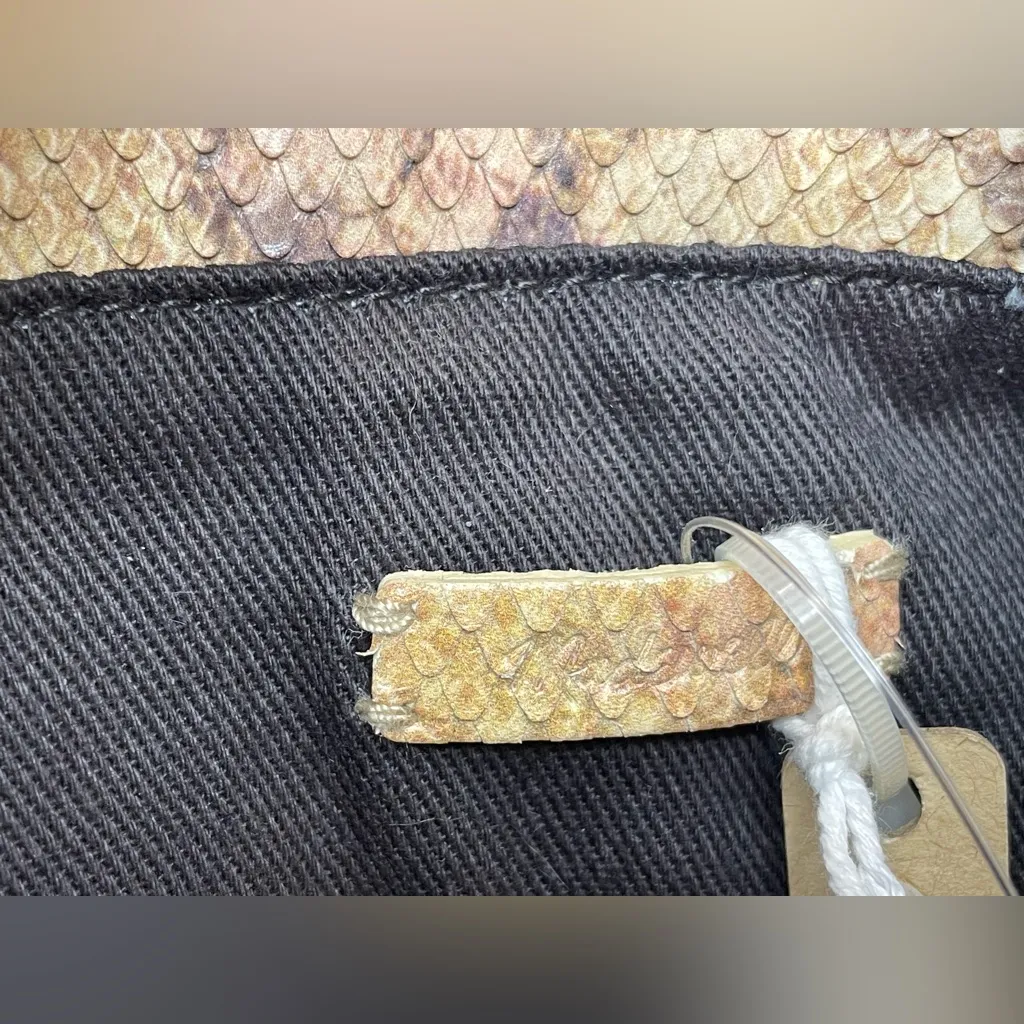 Madewell NWT Women’s The ZiP Transport Crossbody Snake‎ Embossed Leather Edition - Image 8