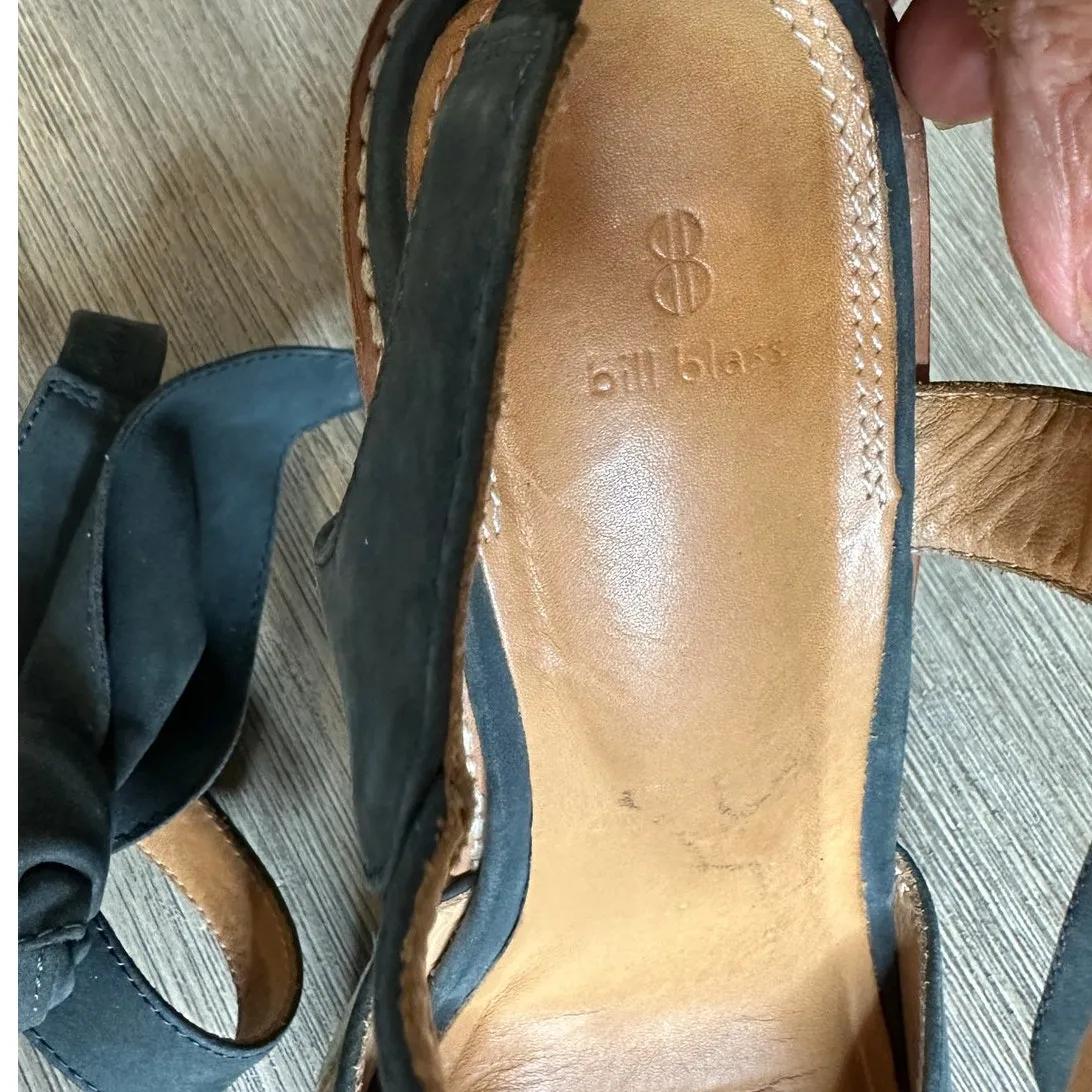 Bill Blass Bolton Leather Platform bow strap boho wedges color Denim Blue Size 7 - Image 6