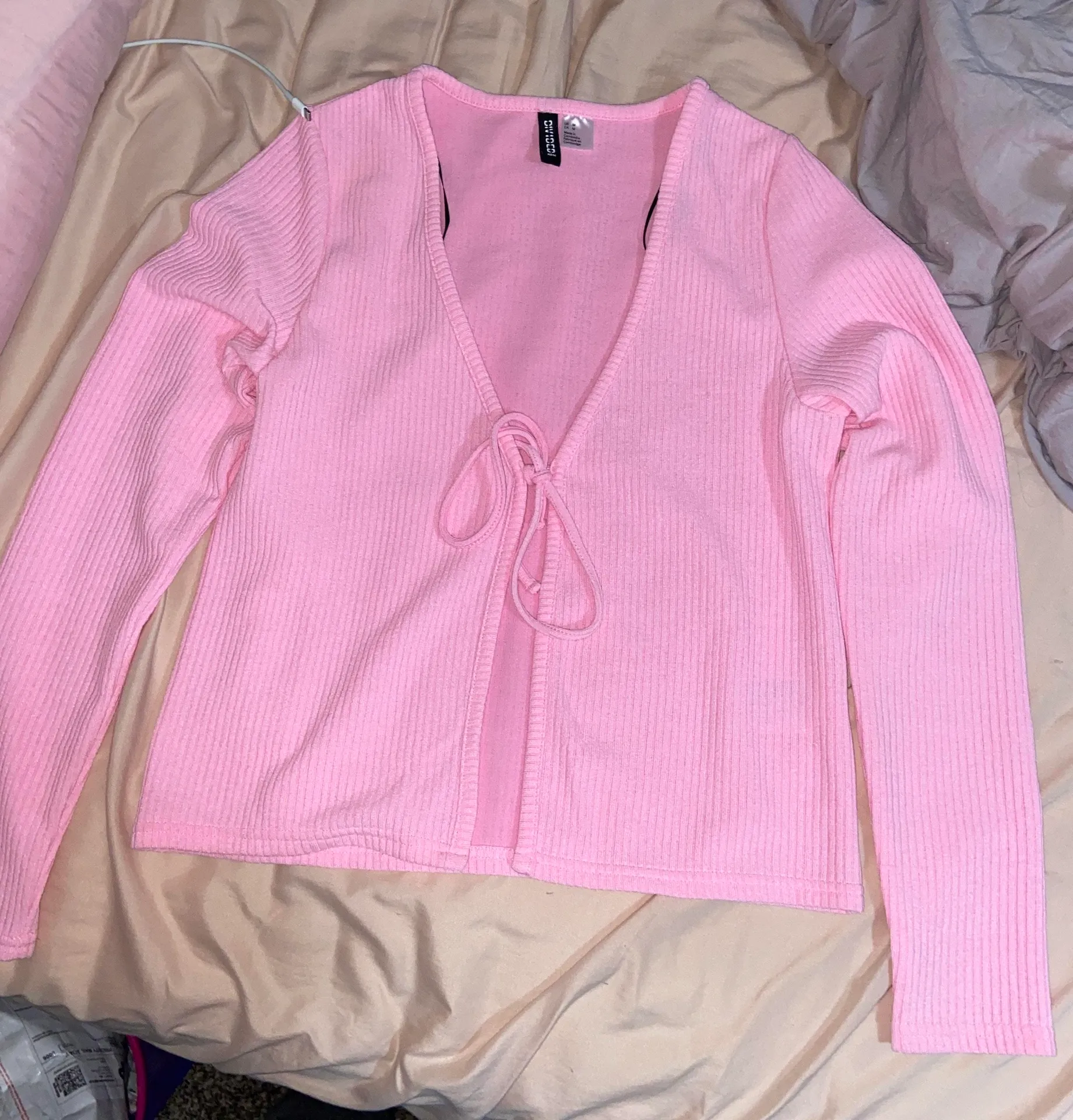 H&M Ribbed Cardigan - Image 2