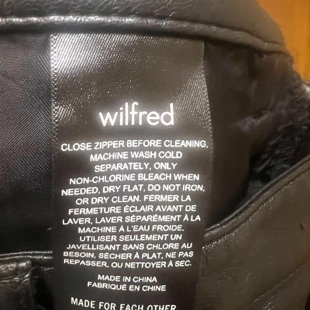 Wilfred (Aritzia) Vegan Leather High Rise Straight Pants – Black (Size 2) - Image 5