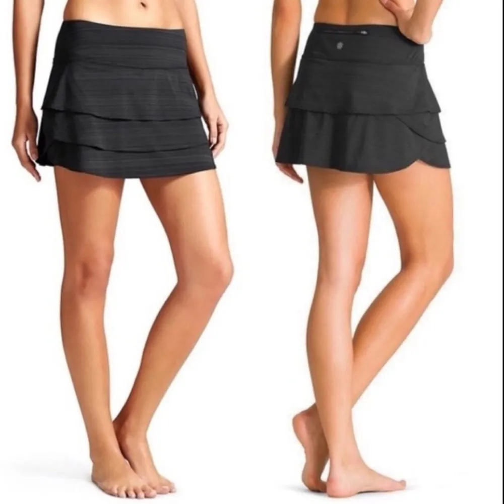 Athleta Swagger Skort Spacedye Flint Grey Black, size M - Image 2