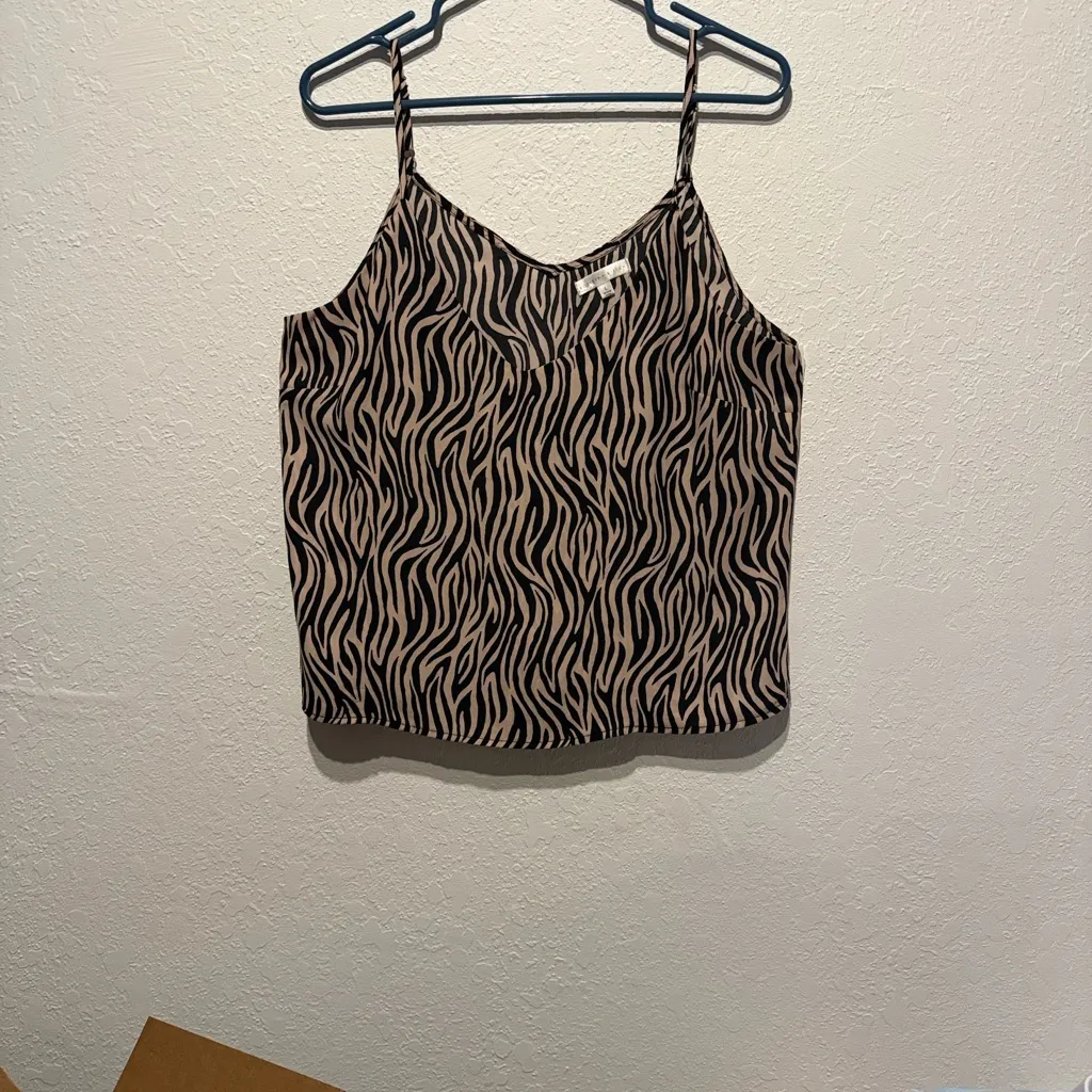 Society + Stitch Chic Zebra Print Camisole Top Chic Work Night Out Flowy Animal Black Size L - Image 3