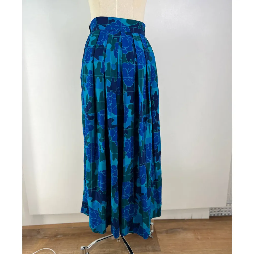 Vintage Printed Camo Floral Midi Skirt Pleated Blue Green Teal Size 4 - Image 4