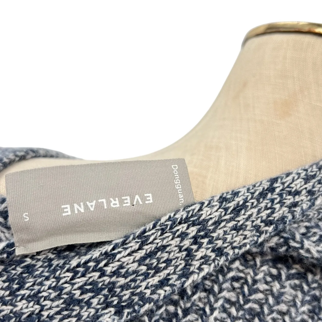 Everlane The Felted Merino Cardigan Sweater Button V-Neck Ribbed Trim Small - Image 11