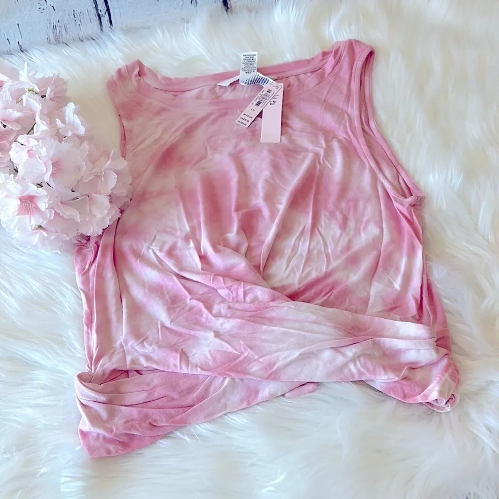 Victoria’s Secret Victoria’s Secret Crop Top Twist Front And Tie Back - Image 4