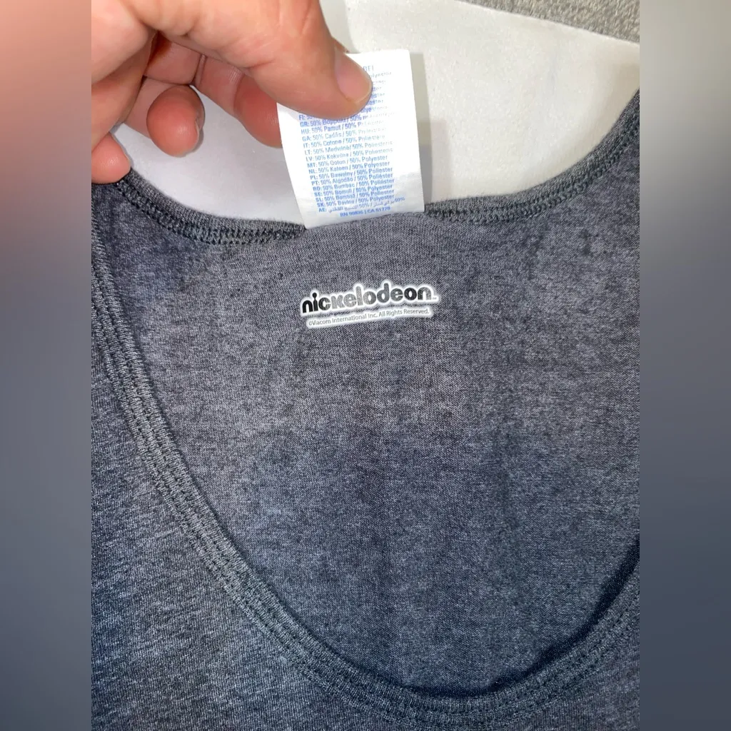 Women’s Small- April O’Neal teenage mutant ninja turtles tank top in grey - Image 4