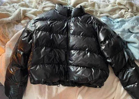 Fabletics Wander Shiny Black Puffer Jacket - Image 5