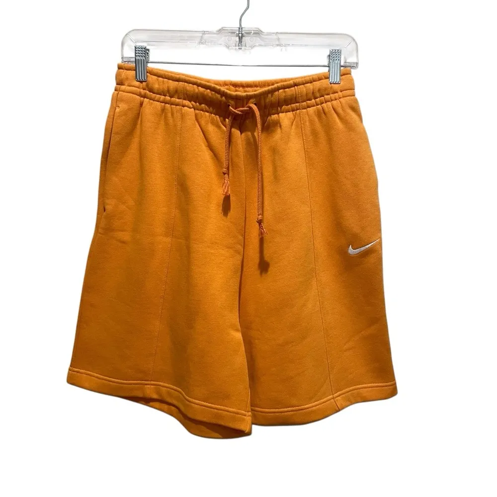 NIKE Sportswear Essential High Rise Fleece Shorts Women’s Size Small - Image 3