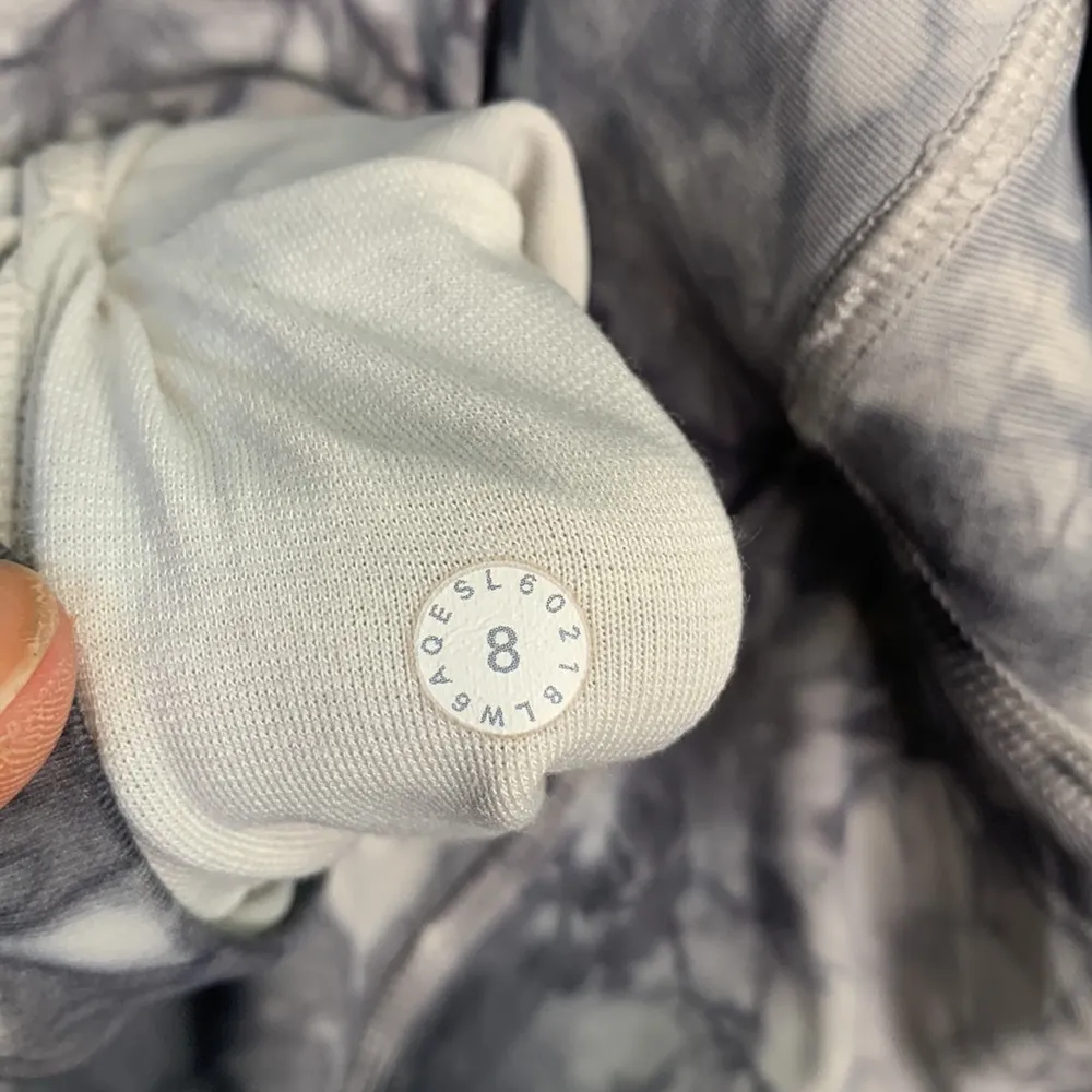 Lululemon Wunder Under Hi-Rise Dual Shibori Antique White Baltic Grey W-468 Sz 6 - Image 10