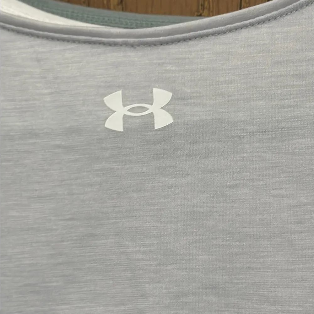 Under Armour Top - Image 3
