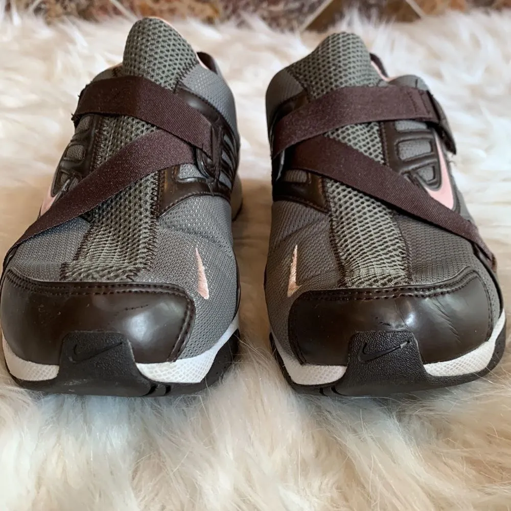 Nike Air Training Women's 313620-063 Brown Grey Hook & Loop Closure Size 8.5 - Image 3