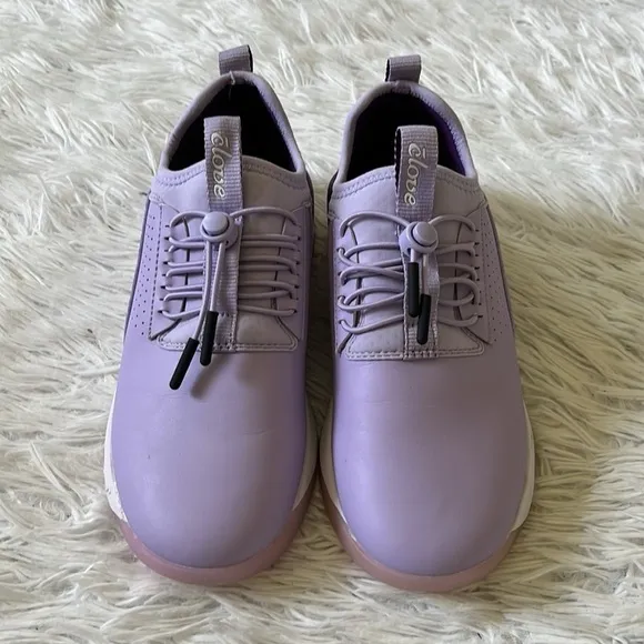 NEW CLOVE WOMEN'S CLASSIC LAVENDER SNEAKER SIZE 6.5 Purple - Image 2