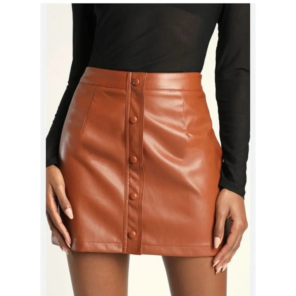 Lulus  Most Fab Brown Vegan Leather Button-Front Mini Skirt New Medium - Image 3