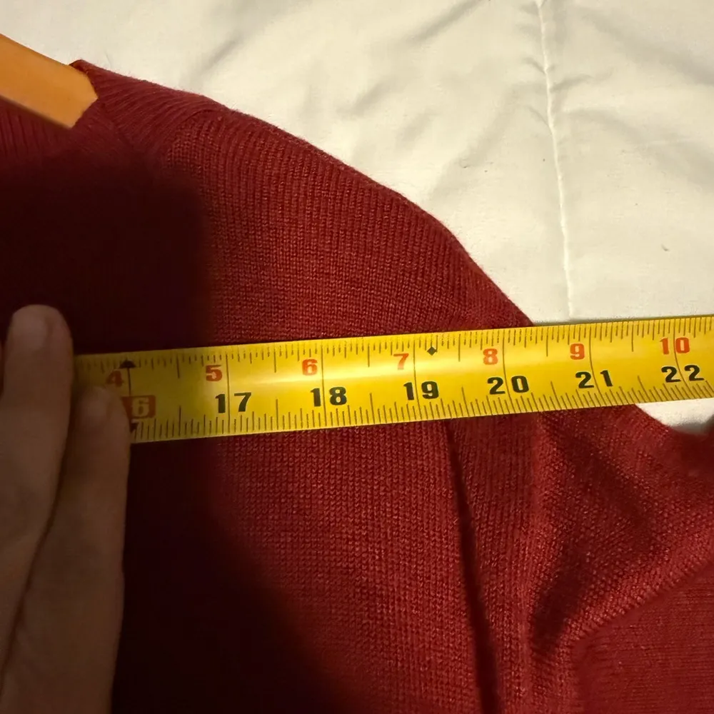 White House Black Market Sweater size S - Image 6