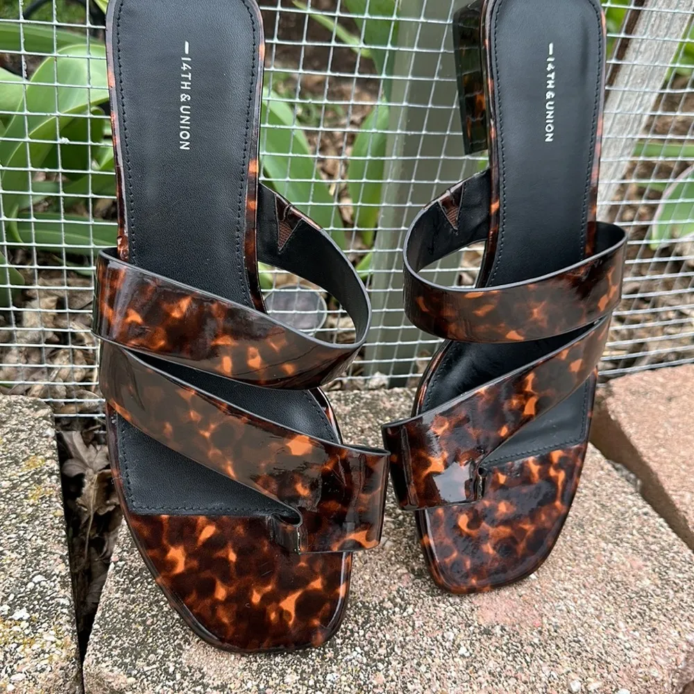 14th & Union Sandals - Image 2