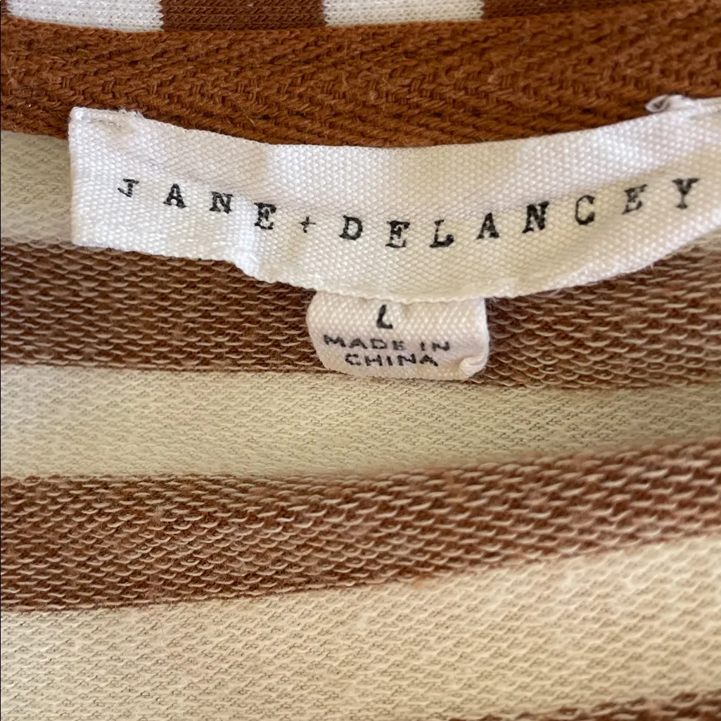 Jane and Delancey Brown and White Striped Short Sleeve Top - Image 4