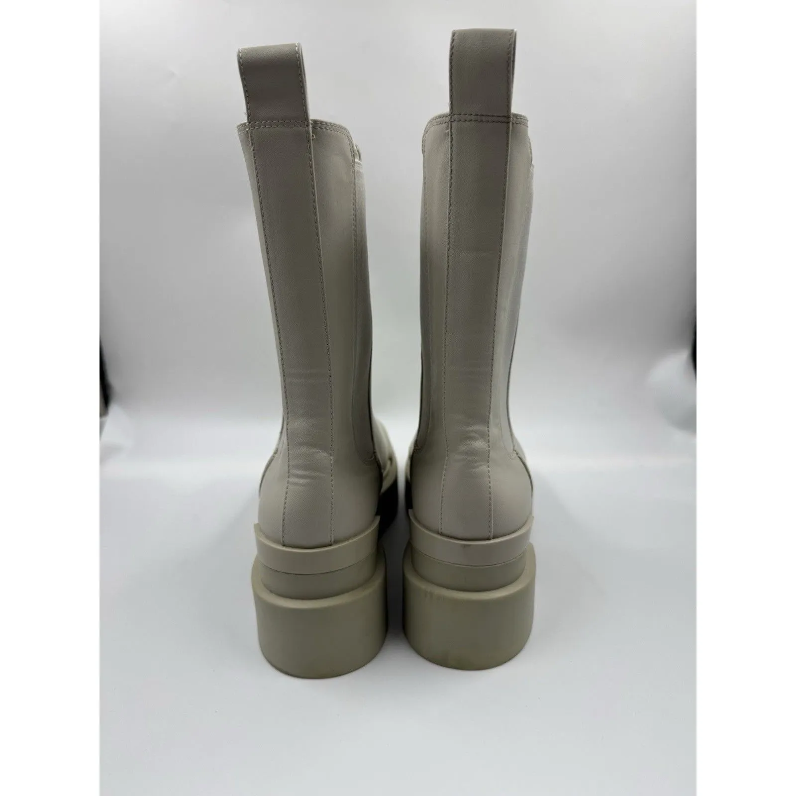 Charles & Keith Platform Chunky Chelsea Gray-White Boots Size 37/ 7 US - Image 6