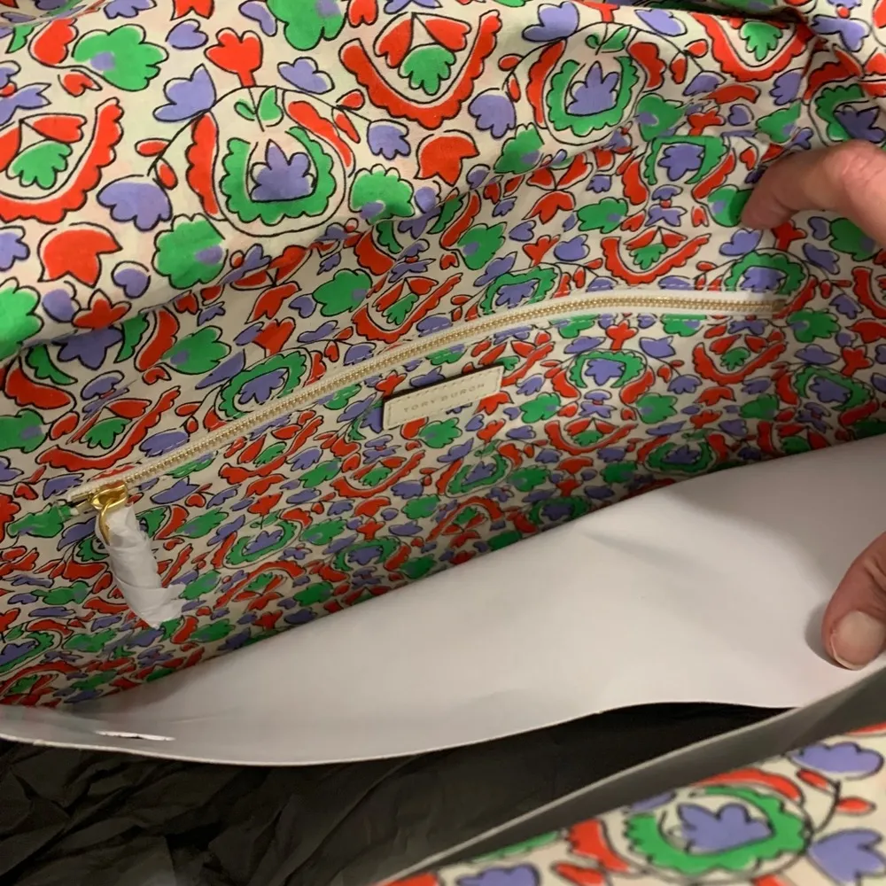 Authentic TORY BURCH Straw/Leather Oversized tote - Image 10