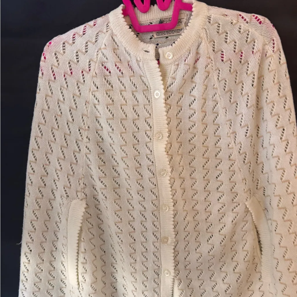 Vintage Sweater Bee Banff Poncho Button Up Sweater White Size undefined - Image 2