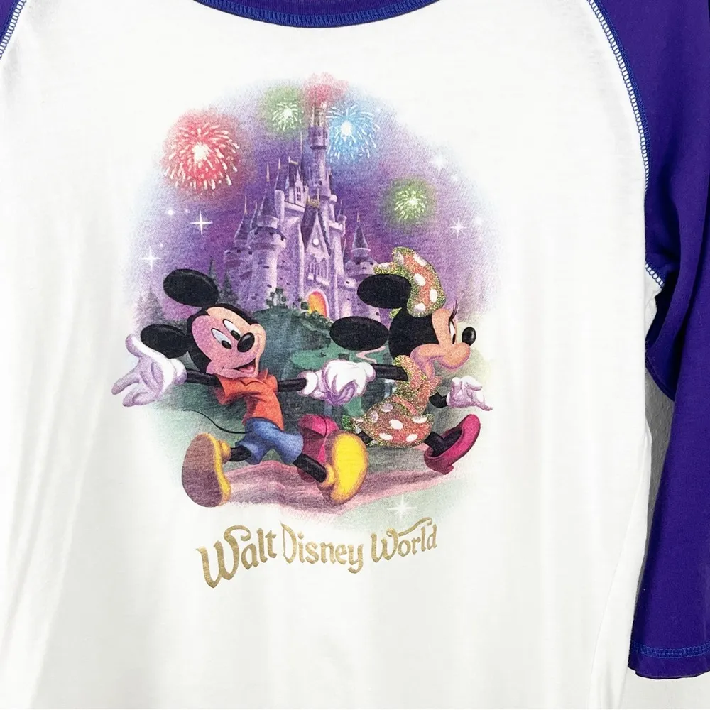 DISNEY PARKS White Mickey Minnie Goofy Graphic Baseball Tee, Size Large - Image 8