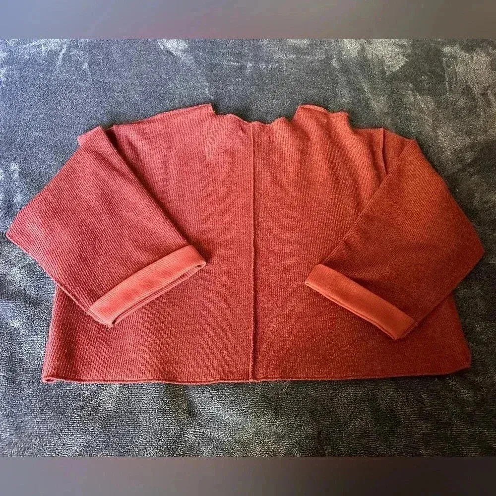 Urban Outfitters Oversized Cropped Cuff Sleeve Sweater size XS - Image 7