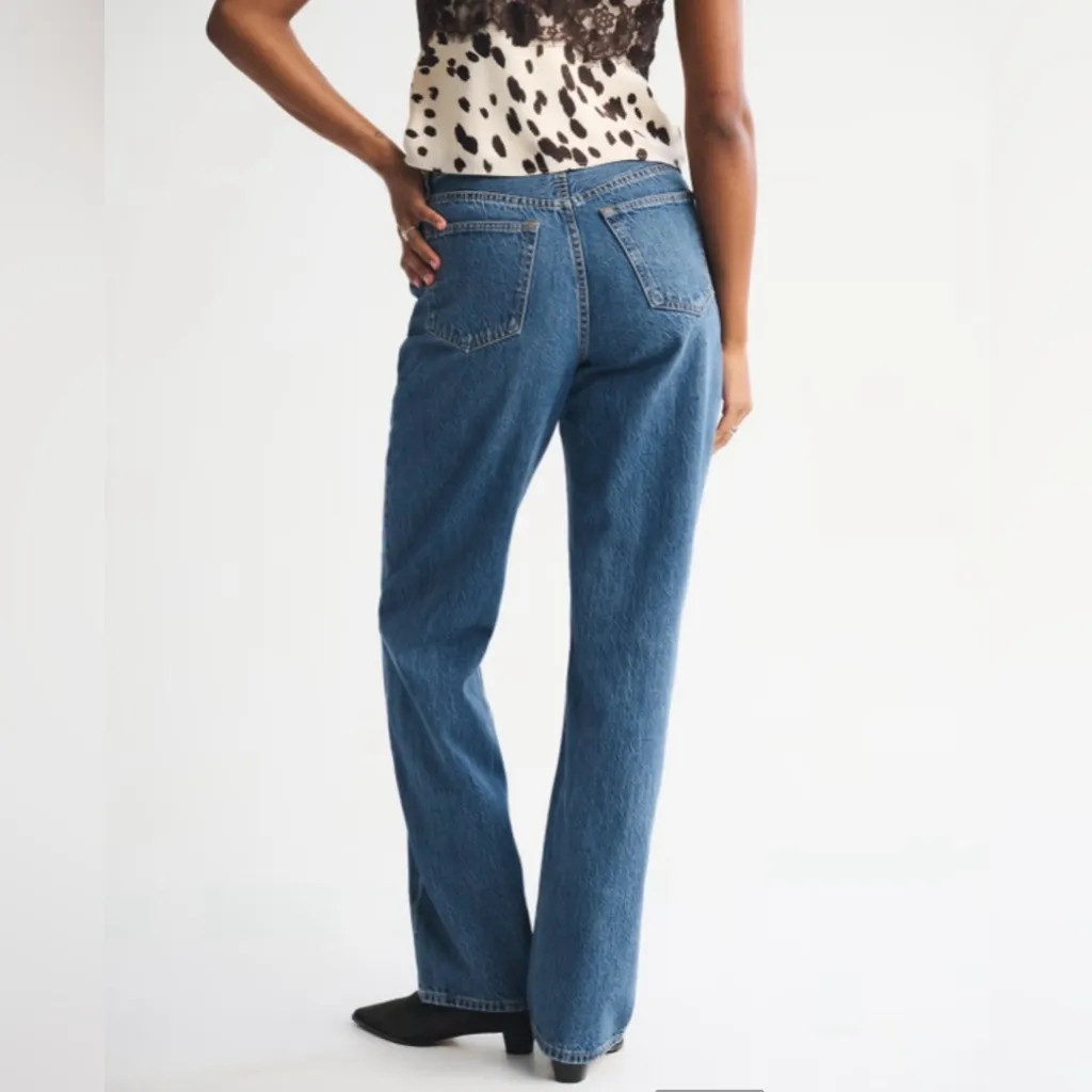 Abercrombie & Fitch Curve Love High Rise The Loose Jeans Womens 28 6 R Blue NWT - Image 2