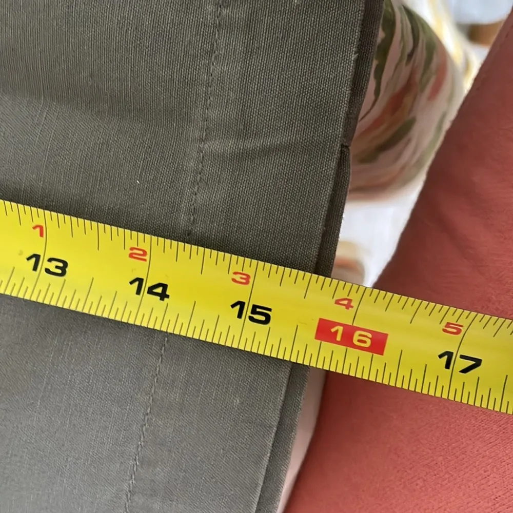 Adorable DKNY mini - Image 4