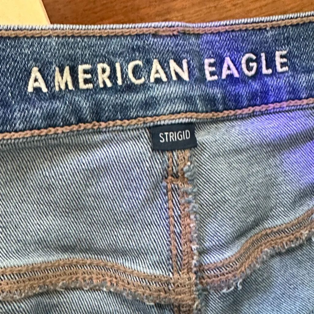 American Eagle Strigid High Rise Distressed Denim Shorts Women’s 14 Cutoff Raw - Image 5