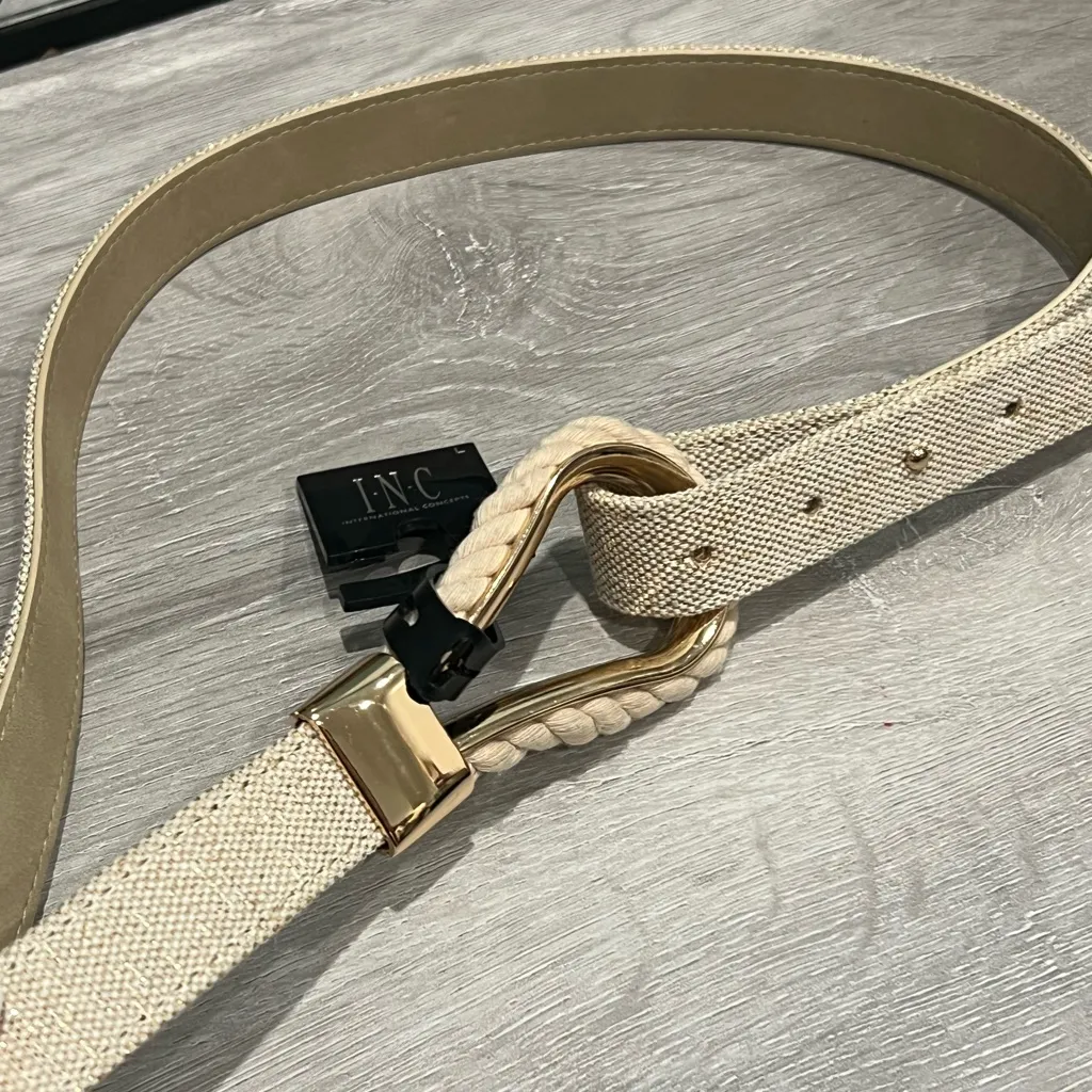 Beige Textured Belt with Gold Buckle Size L - Image 6