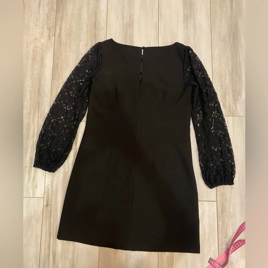 White House Black Market Elegant Black Dress with Lace Statement Sleeves, size 4 - Image 4