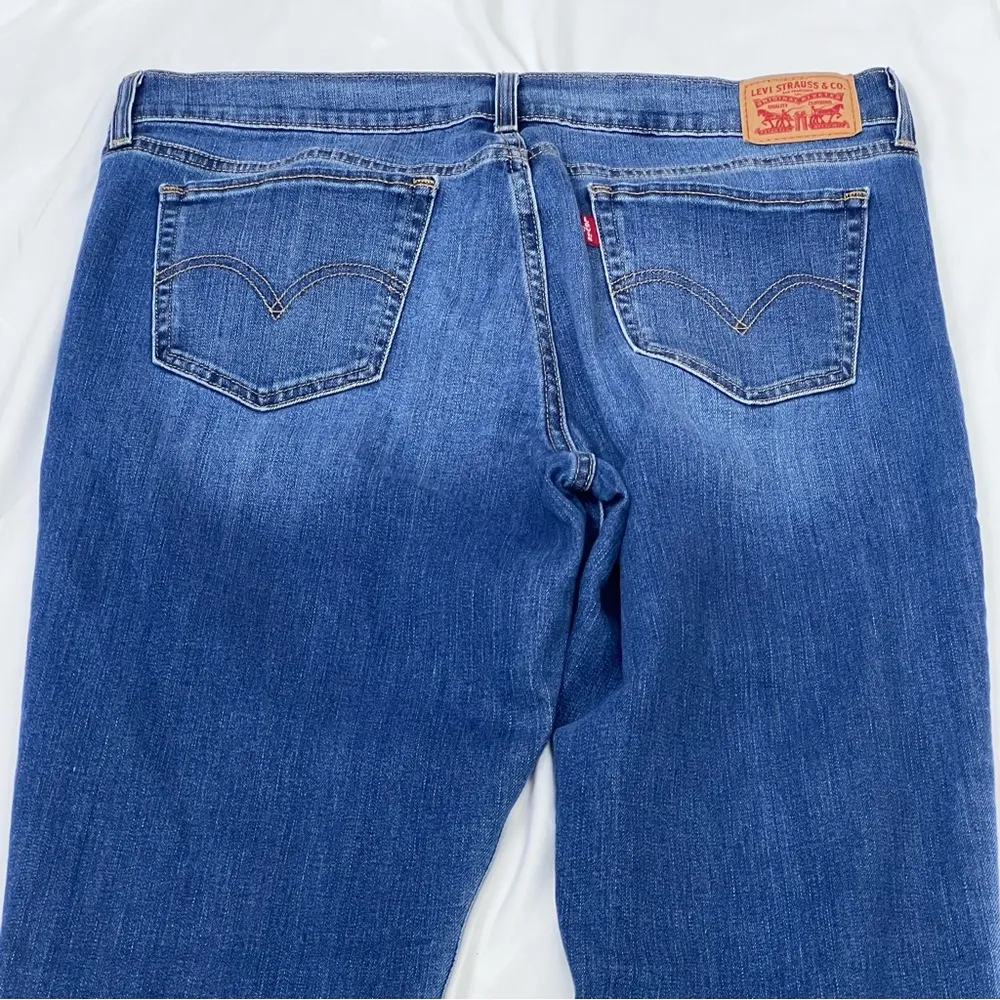 Women’s Levi's 415 Relaxed Mid Rise Bootcut Jeans Treeline Wash Size W30 X L33 - Image 6