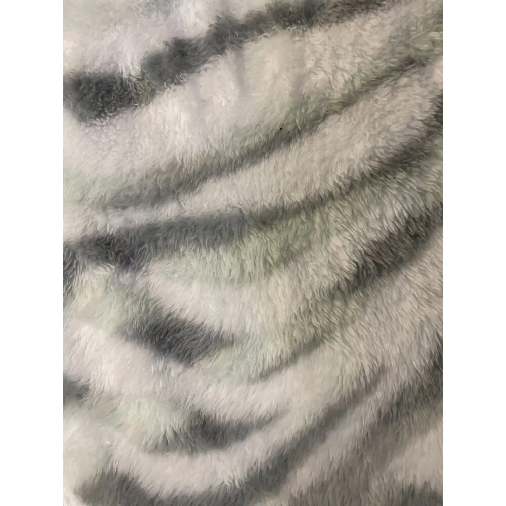 Real Essentials Fleece Jacket Womens XL Used White Gray Green - Image 12