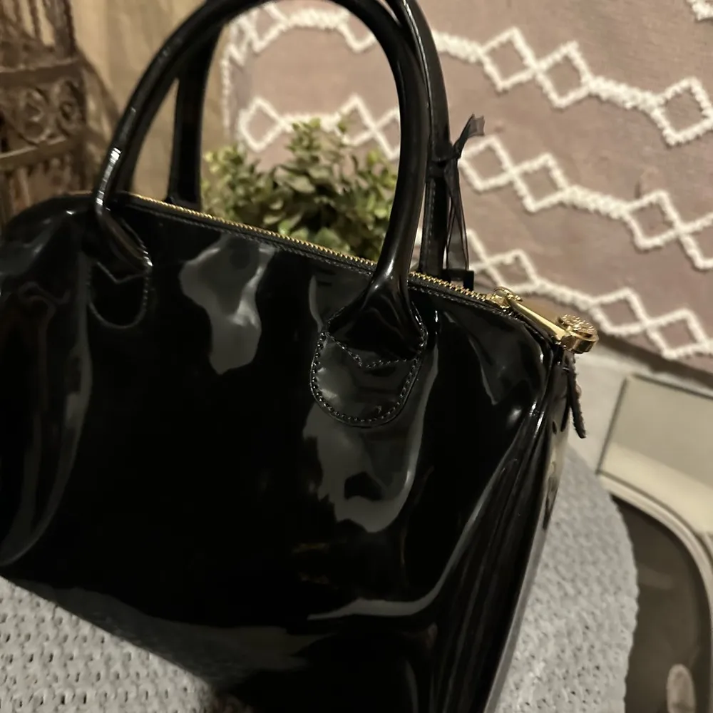 NWT Liu Jo Logo - Image 3