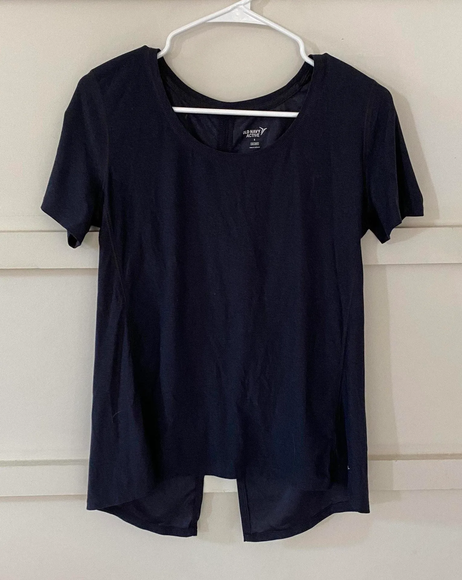 Old Navy Active Top - Image 3