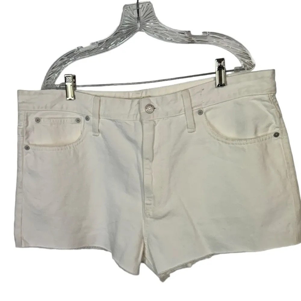 Madewell White Relaxed Denim Short Size 33 NWOT - Image 8