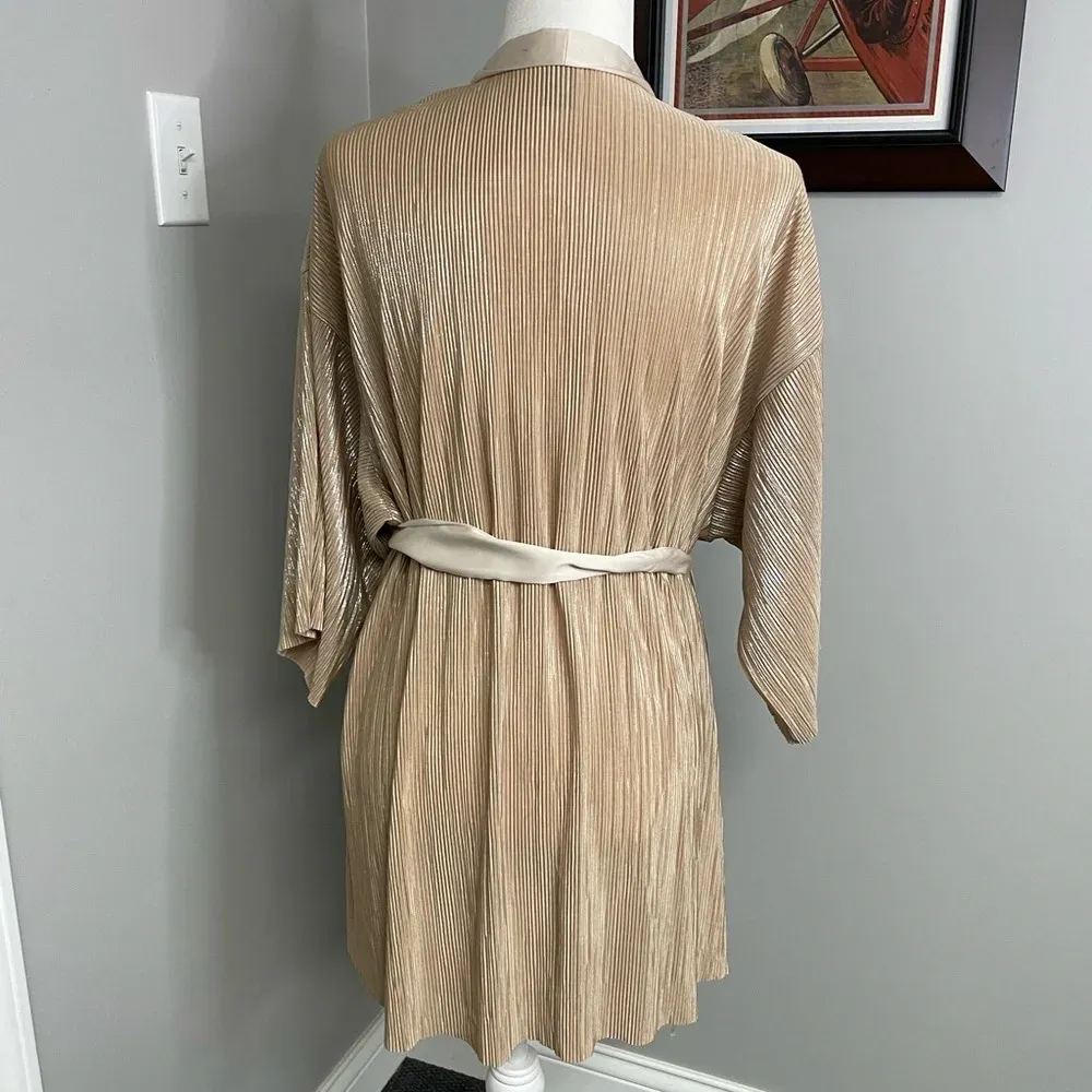 Victoria's Secret Gold Pinch Pleated Robe Womens Size XS Oversized Short - Image 4