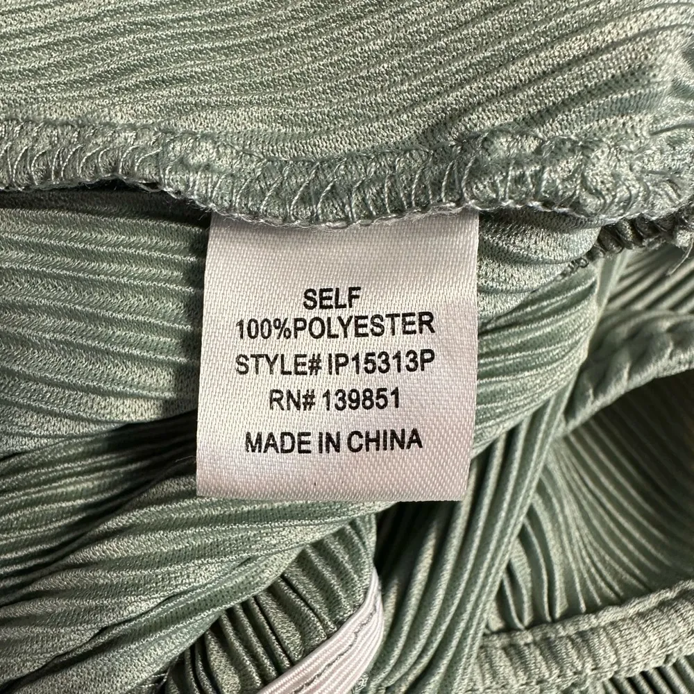 Oddy Sage Green Plisse Sleeveless Jumpsuit size 2X Belted NWT - Image 12